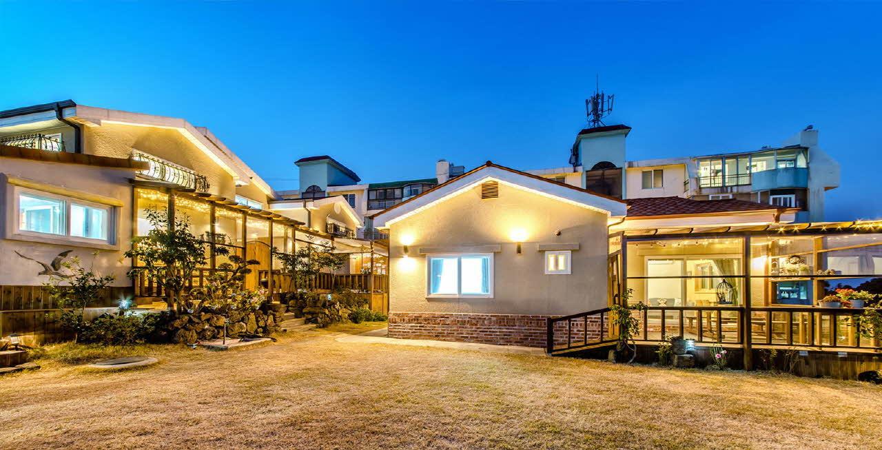 Sungsan Hill Villa Сеогвипо Екстериор снимка
