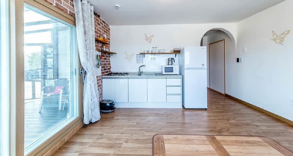 Sungsan Hill Villa Сеогвипо Екстериор снимка