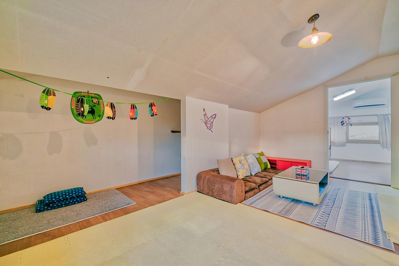 Sungsan Hill Villa Сеогвипо Екстериор снимка